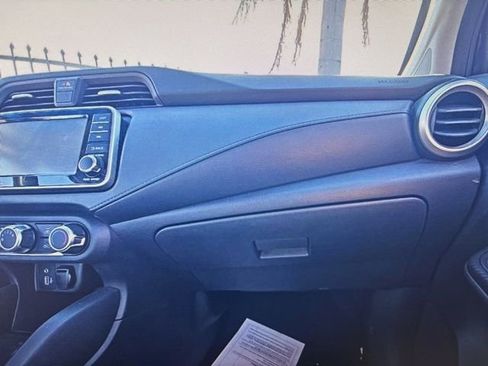 Used 2020 Nissan Versa S image 16