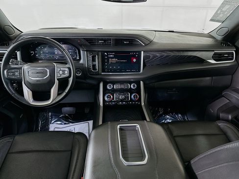 Used 2023 GMC Yukon Denali RWD image 26