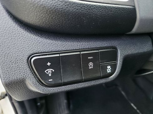 Used 2021 Kia Seltos LX AWD/4WD image 24