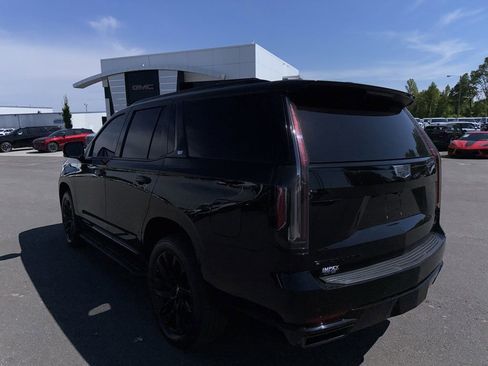Used 2023 Cadillac Escalade Sport AWD/4WD image 3