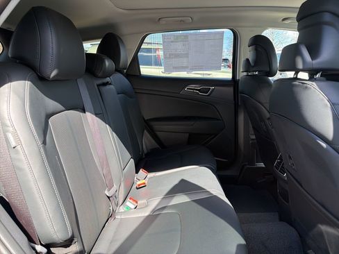 New 2026 Kia Sportage EX image 14