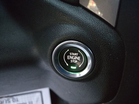 Used 2022 Chevrolet Silverado 1500 Custom Trail Boss w/ LPO, Dark Essentials Package image 18