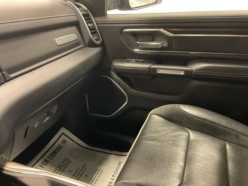Used 2022 RAM 1500 Laramie AWD/4WD image 24