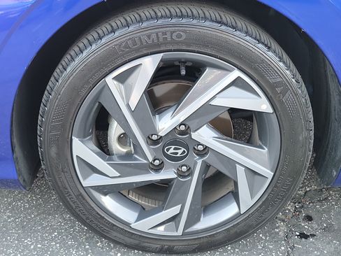 Certified 2025 Hyundai Elantra Sport w/ Cargo Package image 25