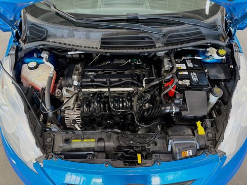 Used 2012 Ford Fiesta SE FWD image 32