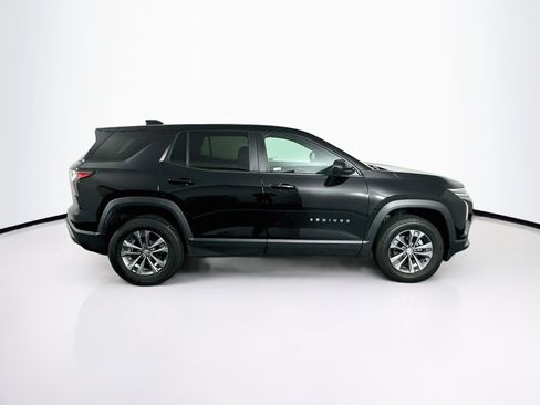 Used 2025 Chevrolet Equinox LT FWD image 10