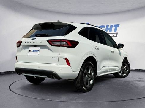 Certified 2023 Ford Escape ST-Line w/ Tech Pack #1 AWD/4WD image 5