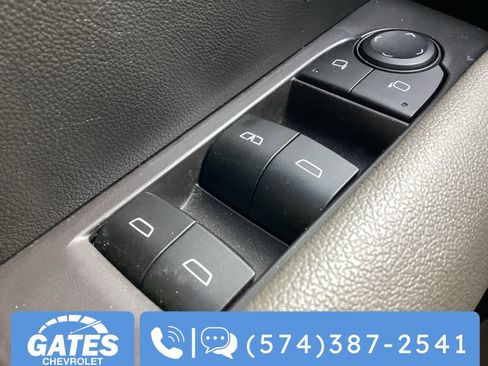 Used 2023 Chevrolet Colorado ZR2 w/ ZR2 Convenience Package III image 27