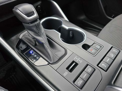 Certified 2020 Toyota Highlander LE image 39