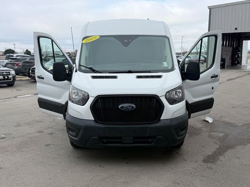 Used 2023 Ford Transit 250 Medium Roof AWD image 26