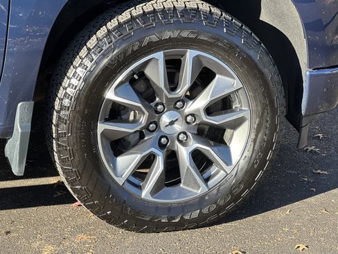 Certified 2022 Chevrolet Silverado 1500 RST w/ RST All Star Premium Package image 13