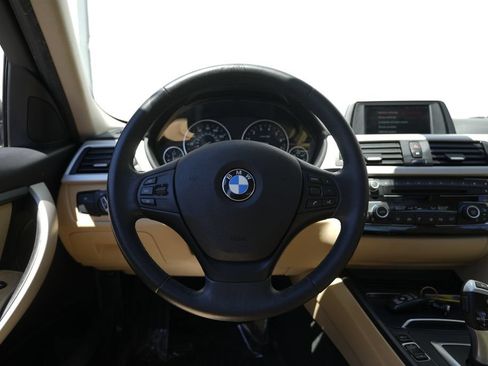 Used 2018 BMW 320i xDrive Sedan AWD/4WD image 42