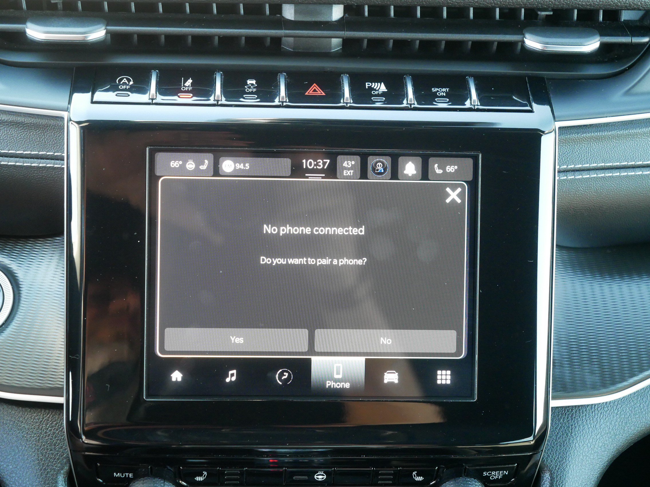 Used 2023 Jeep Grand Cherokee Altitude AWD/4WD image 30