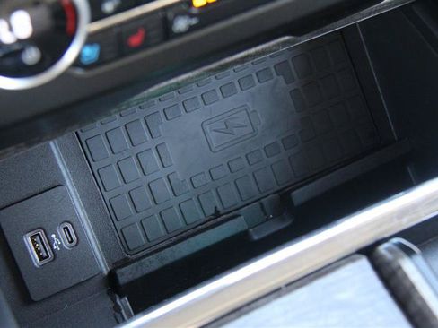 Used 2020 Ford Expedition Limited AWD/4WD image 36