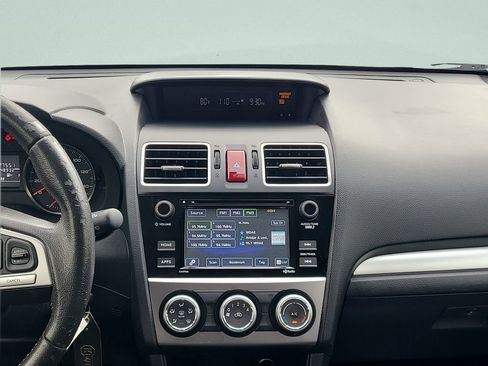 Used 2017 Subaru Crosstrek 2.0i Premium image 21