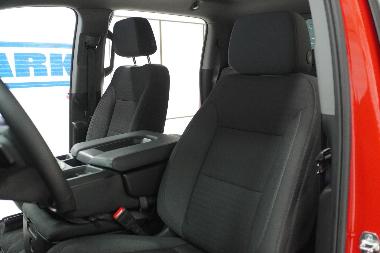 Used 2025 Chevrolet Silverado 1500 LT w/ Texas Edition Plus RWD image 6