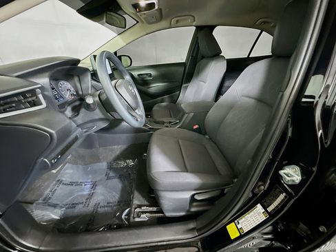 Used 2023 Toyota Corolla LE w/ LE Convenience Package FWD image 12