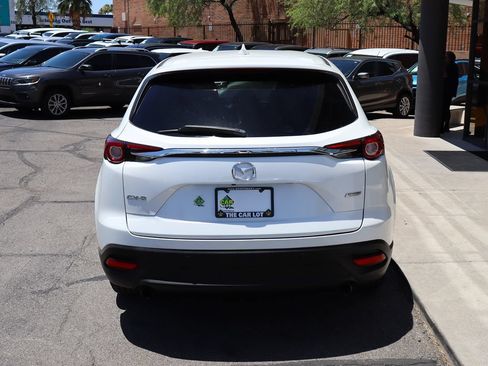 Used 2018 MAZDA CX-9 Touring w/ Touring Premium Package FWD image 10