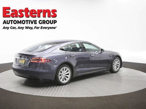 Used 2018 Tesla Model S 75D AWD/4WD image 32
