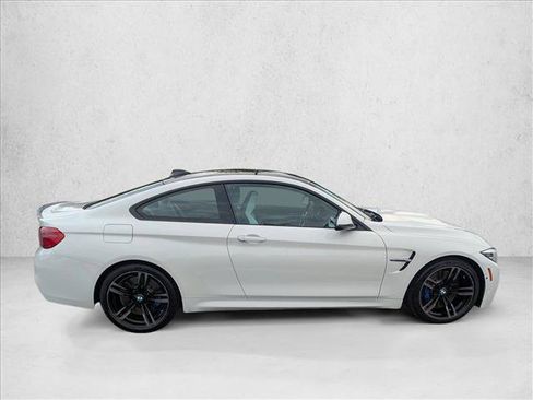Used 2018 BMW M4 Coupe RWD image 4