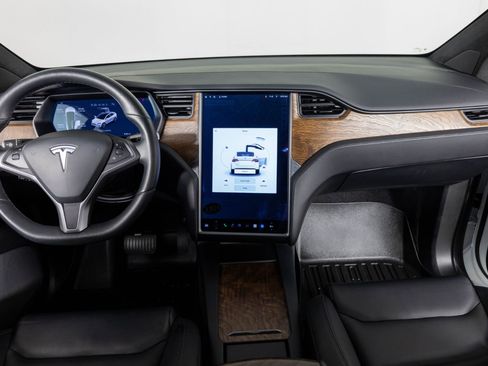 Used 2020 Tesla Model X Long Range AWD/4WD image 35