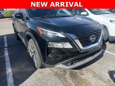 Certified 2023 Nissan Rogue SV image 1