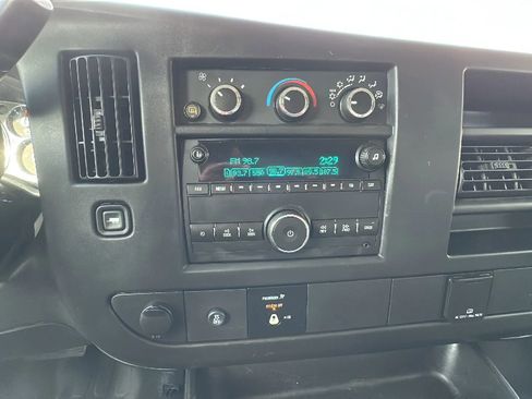 Used 2017 Chevrolet Express 2500 image 11