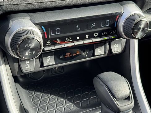 Used 2025 Toyota RAV4 XLE image 14