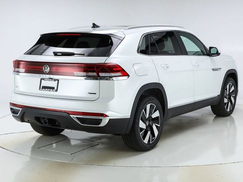New 2026 Volkswagen Atlas Cross Sport SEL image 9