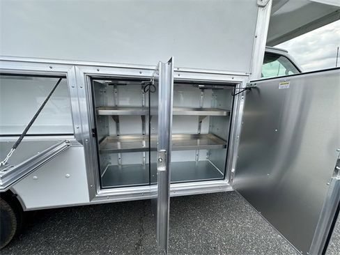 New 2026 Ford E-350 and Econoline 350 Super Duty w/ Power Equipment Group image 31