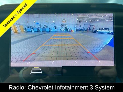 Used 2024 Chevrolet Malibu LT FWD image 3