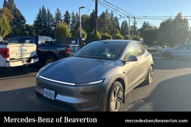 Used 2026 Tesla Model Y AWD image 1