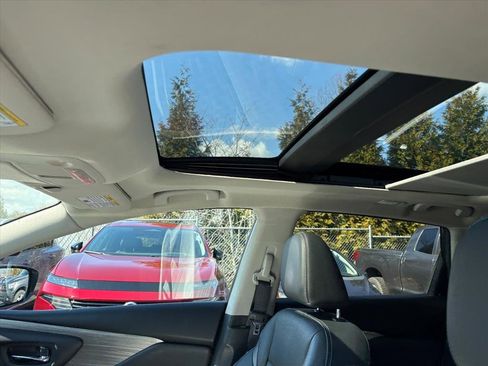 Used 2017 Nissan Murano Platinum w/ Platinum Technology Package image 11