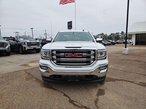 Used 2018 GMC Sierra 1500 SLT w/ SLT Premium Package image 9