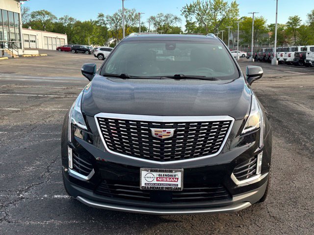 Used 2022 Cadillac XT5 Premium Luxury w/ Technology Package AWD/4WD image 2