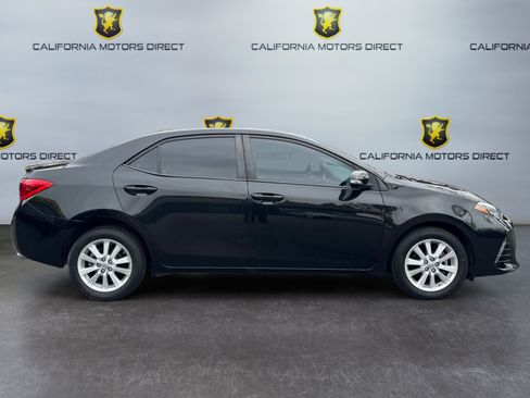 Used 2019 Toyota Corolla SE w/ Carpet Mat Package (TMS) FWD image 6