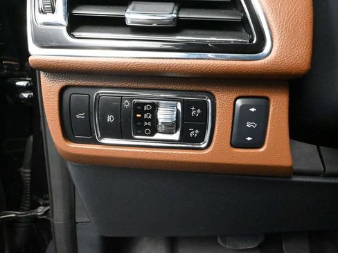 Used 2024 Lincoln Navigator Reserve w/ Equipment Group 201A AWD/4WD image 30