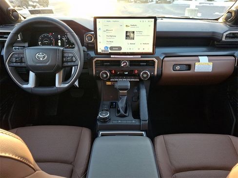 New 2025 Toyota 4Runner Limited image 10