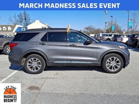 Certified 2022 Ford Explorer XLT w/ Equipment Group 202A image 12