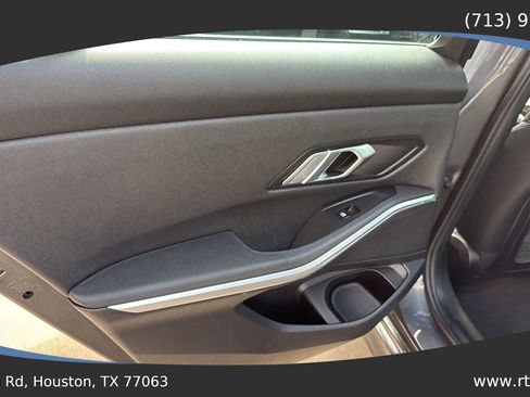 Used 2019 BMW 330i Sedan w/ Convenience Package image 27