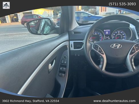 Used 2016 Hyundai Elantra GT FWD image 29