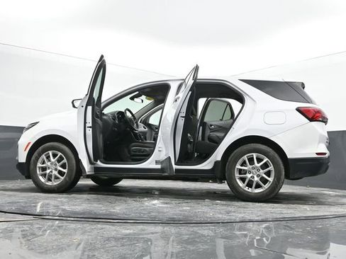 Used 2024 Chevrolet Equinox LT image 69