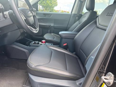 Used 2026 Ford Maverick Lobo AWD/4WD image 10