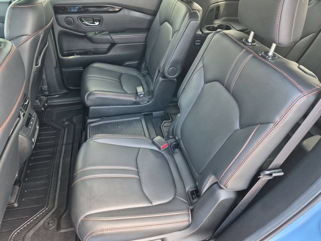 Used 2024 Honda Pilot TrailSport image 17