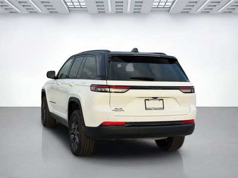 New 2025 Jeep Grand Cherokee L Limited AWD/4WD image 5