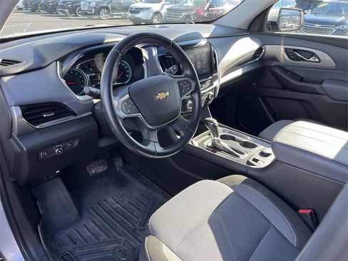 Used 2018 Chevrolet Traverse LT image 10