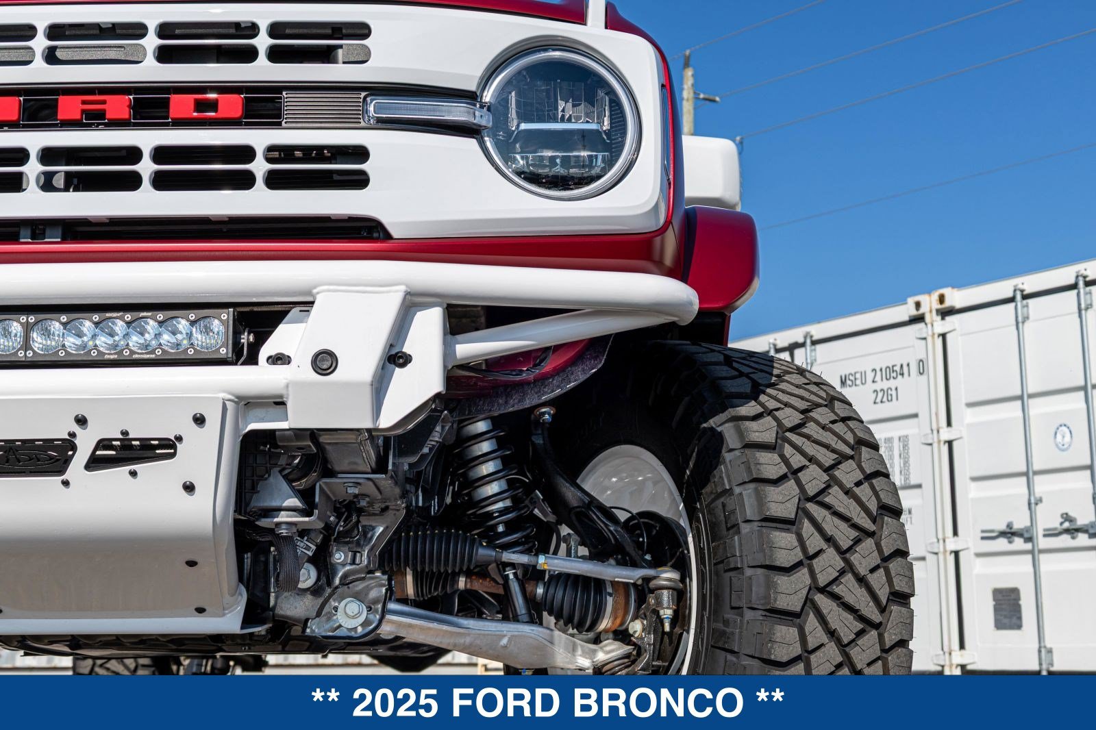 Used 2025 Ford Bronco Heritage Edition AWD/4WD image 15