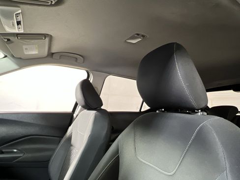 Used 2021 Nissan Kicks S image 22