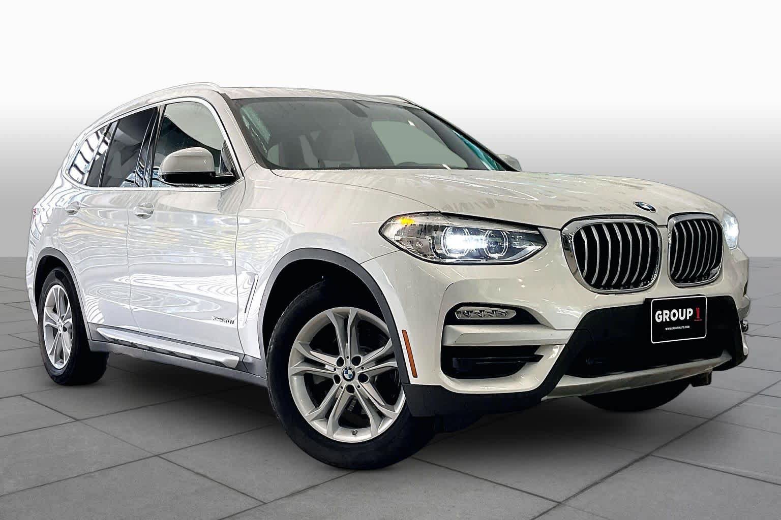 Used 2018 BMW X3 xDrive30i AWD/4WD image 2