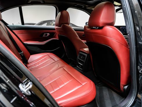 Used 2024 BMW 330i xDrive Sedan w/ Premium Package image 40